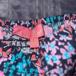 Simply Southern Women’s L Puffy Sleeves Square Neckline Shirt Flamingos  Photo 4