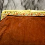 Vintage 1970s Brown Felt Clutch Plastic Floral Kiss Photo 1