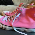 Converse Pink High-tops Photo 0