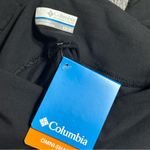 Columbia  Women’s Trek 1/2 Tight Bike Shorts Photo 8