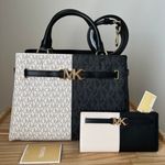 Michael Kors Set Photo 0