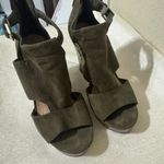 Parker & Sky  Wedges Womens Size 6 Olive Green Suede High Heels Peep toe Photo 1