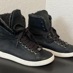 UGG  (NWOT) Starlyn Leather and Sherling, Black, Size 6 Photo 2