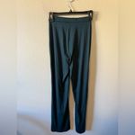 Gymshark  EVERYDAY REGULAR FLARED LEGGINGS Teal  Size M Athletic Athleisure Gym Photo 3