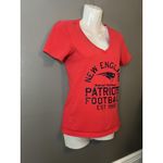 Nike New England Patriots Shirt Womens Small NFL Football V-Neck Tee Graphic Photo 1