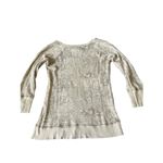 Sweet Child Womens Long Sleeve Round Neck Patterned Top With Raw Hem Skater Gray Photo 2