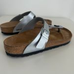 Birkenstock  Gizeh Birko Flor Sandal 39 & 40 Mismatched Silver Metallic Slides Photo 7