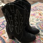 Black Cowgirl Boots Size 7 Photo 0