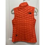 The North Face Women's Thermoball Vest - RTO Radiant Orange XS NWT $149 Photo 1