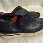 Gentle Souls by Kenneth Cole Black Leather Slip On Platform Shoes Size 8 Photo 3