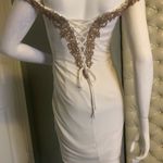 Faviana  Glamour Photo 8