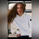 NWOT free people movement pick me up pullover Photo 3