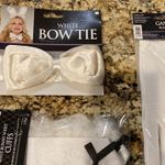 NWT Halloween Accessories Bow tie, cuffs and gloves White Photo 4