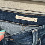 Buckle NWT Levi Jean Mid Length Mid Rise Short Photo 3