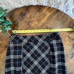 Brooks Brothers Black and Cream A-Line Plaid Skirt sz 6 Photo 11