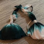 Vix Paula Hermanny Green and White Tie-Dye Bikini Top Photo 0