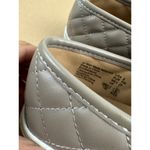 Brash Womens quilted beige / taupe low top slip on shoes size 9 Photo 5