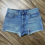 Levi's Levi’s 501 Sz 31 Shorts Cut Off Jean Button Front High Rise Short Denim Women’s Photo 1