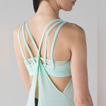 Lululemon NEW  Nouveau Limits Tank Sea Mist Photo 1