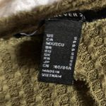 Forever 21 Oversized Sweater Photo 1