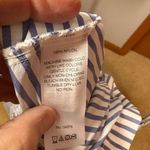 Vineyard Vines ‎ blue white striped performance vented button down shirt size 0 Photo 7