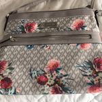 Nine West double entry Wristlet Floral on Gray Photo 1