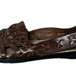 Predictions  Leather Solutions 90s Vintage Brown Huarache Fisherman Flats 7 Photo 0