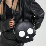 Halloween THE FLOATING SKULL CROSSBODY PURSE Black Photo 5