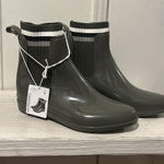 Serra Spring Rain Boots   Photo 0