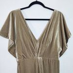 Revelry Green Velvet Formal Dress Size 8 NWT Revelry Gwen Velvet Dress Photo 2