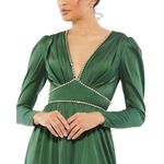 Mac Duggal  55702 Emerald Green Rhinestone Trim Puff Sleeve Gown size 14 UB Photo 11