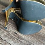 Socialite by: Shoe dazzel sz 8.5 gold Y2K platform stilletto glitter heels Photo 3