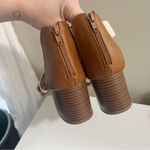 Tommy Bahama  NWT Cream Thalia Heels Strappy Stretch Block Heel Sandal Photo 3