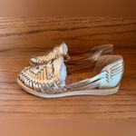 Rogers Saretica Gold Huarache Sandals Size 8 Photo 3