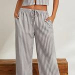 Two piece set .. top with wide leg pants Gray Size L Photo 4