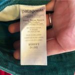 Patagonia women’s Fitted Corduroy Pants sz 24 Photo 3