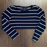 Forever 21  Black & White Striped Soft Long-Sleeve Dressy Sweather Crop Top Photo 5