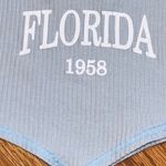 Romwe  Abstract crop top Photo 1