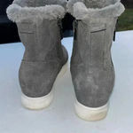 Blondo  Glade Ankle Boot 8.5‎ Sherpa Lined Suede Double Side Zipper Gray Winter Photo 2