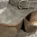 Isola Lavoy Grey Leather Stacked Heel Ankle Boots Size 7M Gorgeous NWOT Photo 5