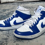 Nike Air Jordan 1 Women’s Mid Photo 0