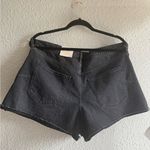 Universal Threads Universal Thread Women's Black Jean Shorts Size 14R Photo 4