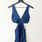 Abercrombie & Fitch Abercrombie Fitch Maxi Dress Satin Giselle Pleated Cutout Navy Size XS‎ Photo 3
