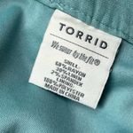 Torrid  • 3.5 INCH PULL-ON LINEN BLEND HIGH-RISE TIE-FRONT SHORT TEAL Photo 7