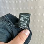 Kuhl  Women’s Side Zipper Pull On Hiking Shorts Sz 12 Grey Photo 4