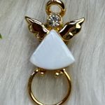 Angel mother of pearl gold tone pin Photo 2