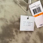 cupio  Women’s V Neck Short Sleeve Shirt Size Small NWT Green Tie Dye Photo 3