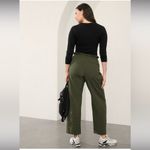 Athleta NWT  TREKKIE HIGH RISE PARACHUTE PANT / Aspen Olive Photo 4