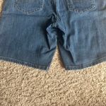 Lee Dark Wash Relaxed Fit Jean Shorts Size 12 regular Photo 7