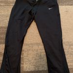 Nike Capri Leggings Photo 0